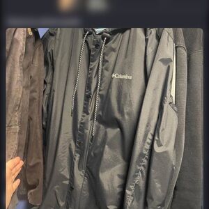 Columbia Men's Black Windbreaker Jacket